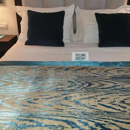 Breath Taking Views Standard For Adults Only, Families, Couples Apartment